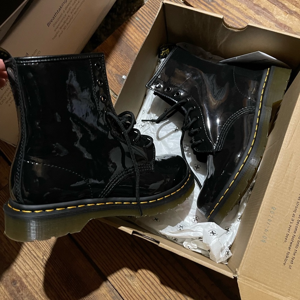 Women Dr. Martens
